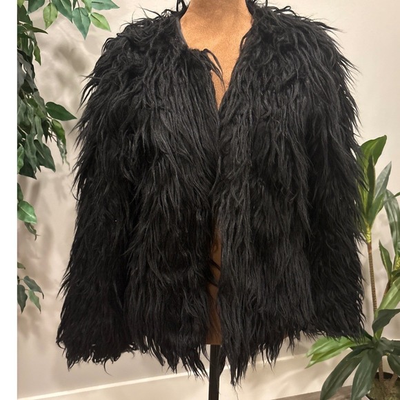 Lanshifei Jackets & Blazers - LANSHIFEI Black Shaggy Faux Fur Jacket Coat Women's XXL